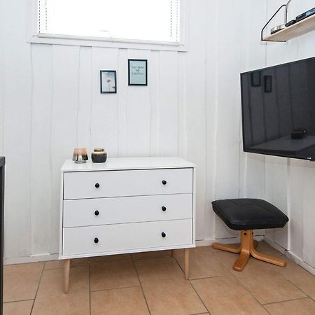 4 Person Holiday Home In Hemmet Eksteriør billede