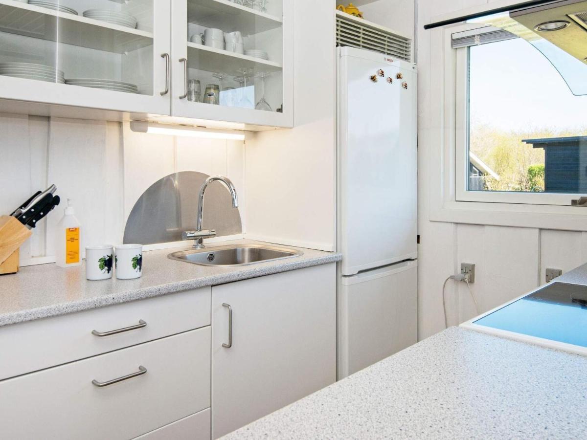 4 Person Holiday Home In Hemmet Eksteriør billede